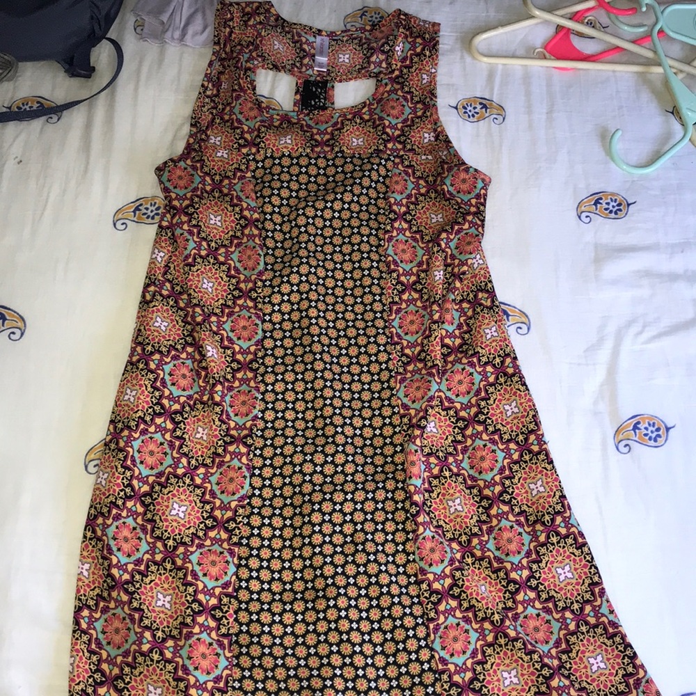 Women’s summer dress size small